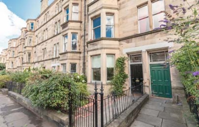  Image of 4 bedroom Flat to rent in Spottiswoode Street Edinburgh EH9 at Marchmont Edinburgh Edinburgh, EH9 1DH