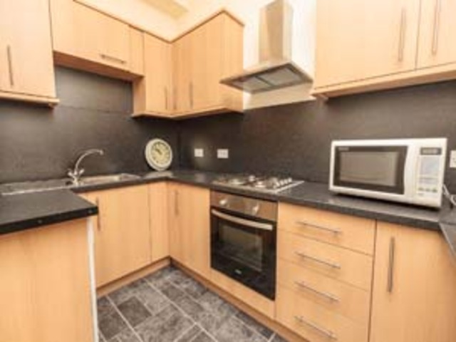  Image of 4 bedroom Flat to rent in Spottiswoode Street Edinburgh EH9 at Marchmont Edinburgh Edinburgh, EH9 1DH