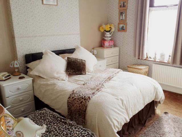  Image of 4 bedroom Semi-Detached house for sale in Squires Walk Wednesbury WS10 at WEDNESBURY, WS10 9DB