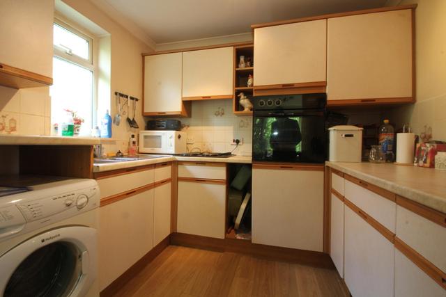  Image of 5 bedroom Detached house for sale in Goldsworth Orchard St. Johns Road Woking GU21 at St Johns Woking Horsell, GU21 7PS