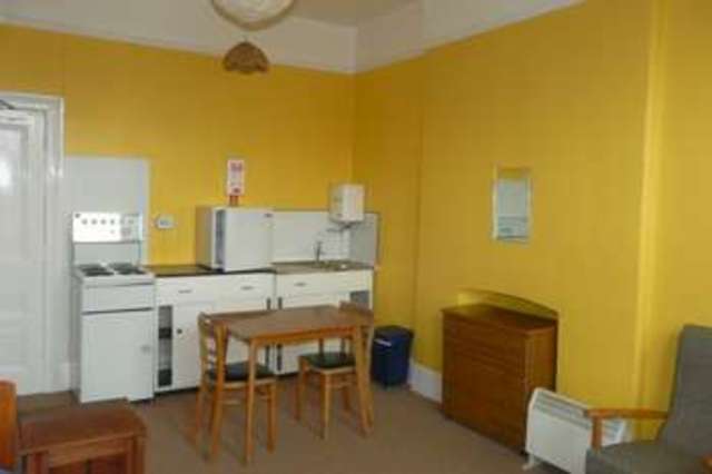  Image of 1 bedroom House Share to rent in Magdalen Road Exeter EX2 at St Leonards  Exeter, EX2 4TA