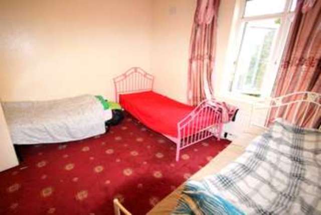  Image of 2 bedroom Terraced house for sale in St. Malo Avenue London N9 at Lower Edmonton N9 London, N9 0RY
