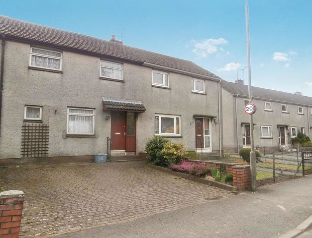  Image of 2 bedroom Terraced house to rent in St. Serfs Walk Alva FK12 at Alva Clackmannanshire Clackmannanshire, FK12 5DJ