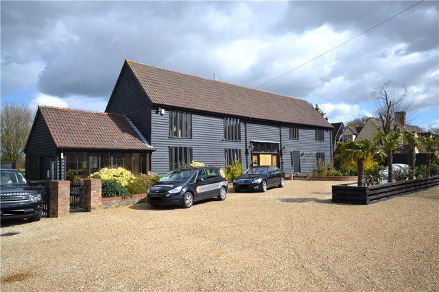  Image of 6 bedroom Detached house for sale in Burton End Stansted CM24 at Stansted Mountfitchet Essex Stansted Mountfitchet, CM24 8UQ