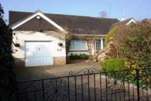  Image of 4 bedroom Bungalow for sale in Rectory Road Staplegrove Taunton TA2 at Staplegrove Taunton Staplegrove, TA2 6EL