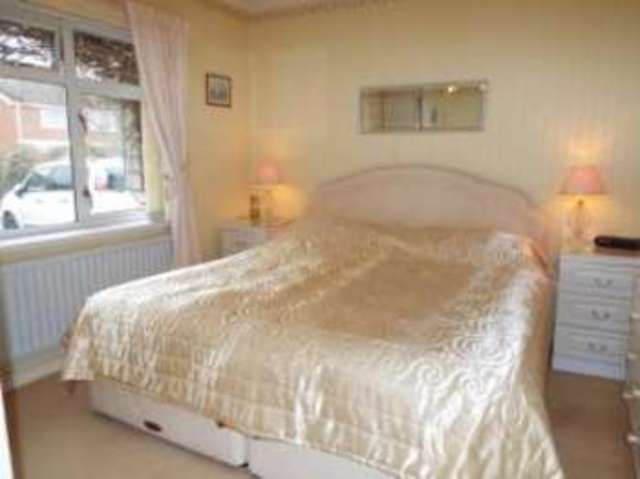  Image of 4 bedroom Bungalow for sale in Rectory Road Staplegrove Taunton TA2 at Staplegrove Taunton Staplegrove, TA2 6EL