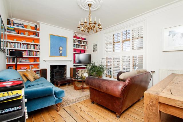  Image of 3 bedroom Terraced house to rent in Stapleton Hall Road London N4 at Stroud Green  Stroud Green, N4 3QE