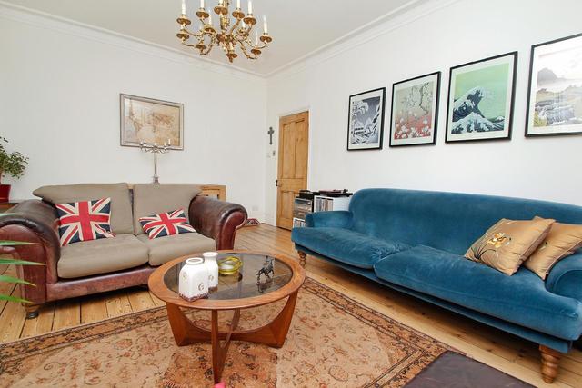  Image of 3 bedroom Terraced house to rent in Stapleton Hall Road London N4 at Stroud Green  Stroud Green, N4 3QE