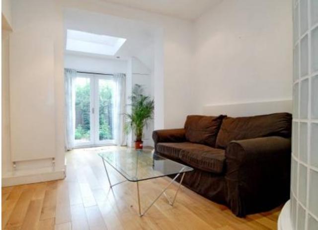  Image of 1 bedroom End of Terrace to rent in Star Road London W14 at Barons Court  London, W14 9QE
