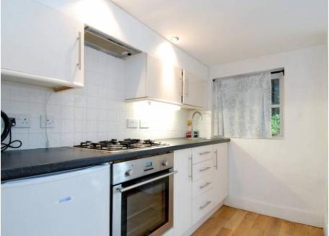  Image of 1 bedroom End of Terrace to rent in Star Road London W14 at Barons Court  London, W14 9QE