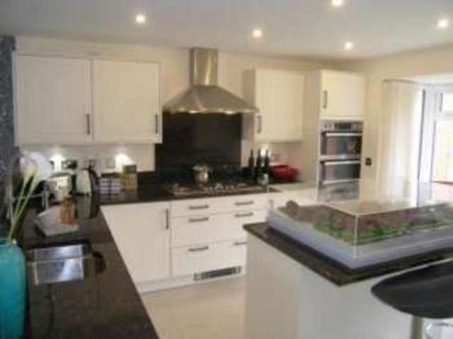  Image of 6 bedroom Detached house for sale in Station Road Honeybourne Evesham WR11 at Honeybourne  Honeybourne, WR11 7QG