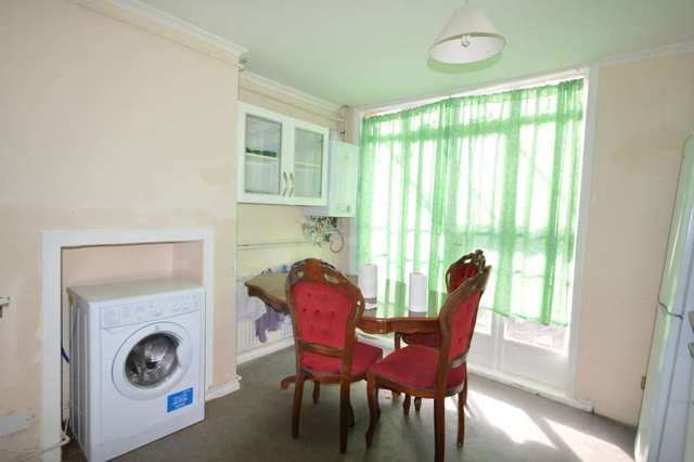  Image of 4 bedroom Detached house to rent in St. Mary