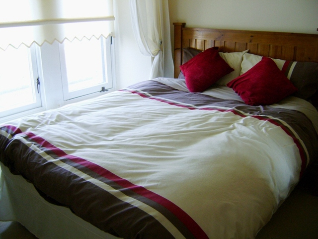  Image of 1 bedroom Flat to rent in Stock Street Paisley PA2 at Paisley Renfrewshire Renfrewshire, PA2 6NL