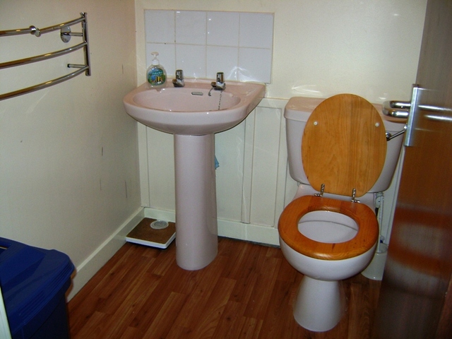 Image of 1 bedroom Flat to rent in Stock Street Paisley PA2 at Paisley Renfrewshire Renfrewshire, PA2 6NL