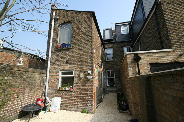  Image of 1 bedroom Apartment for sale in Sulina Road London SW2 at Sulina Road  Streatham Hill, SW2 4EJ