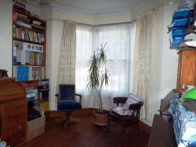  Image of 4 bedroom Detached house for sale in Staplegrove Road Taunton TA1 at Taunton Somerset Taunton, TA1 1DG