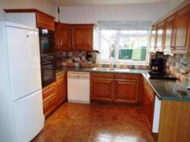  Image of 3 bedroom Bungalow for sale in Kingston Road Taunton TA2 at Taunton Somerset Staplegrove, TA2 7SR