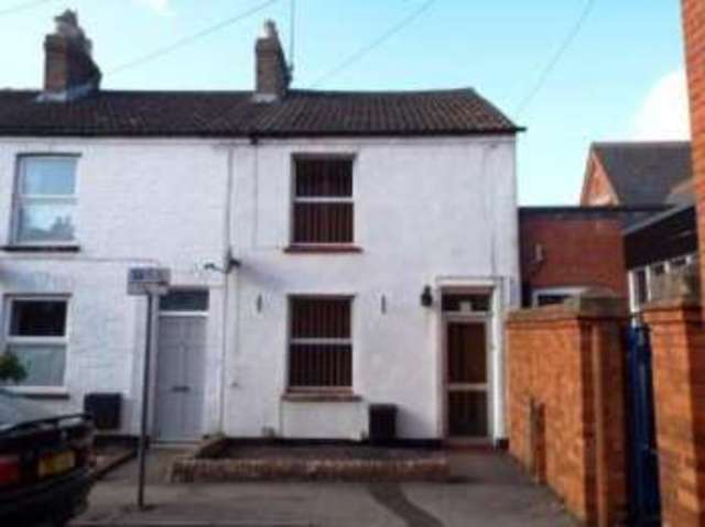  Image of 2 bedroom Terraced house for sale in Thomas Street Taunton TA2 at Taunton Somerset Staplegrove, TA2 6HB