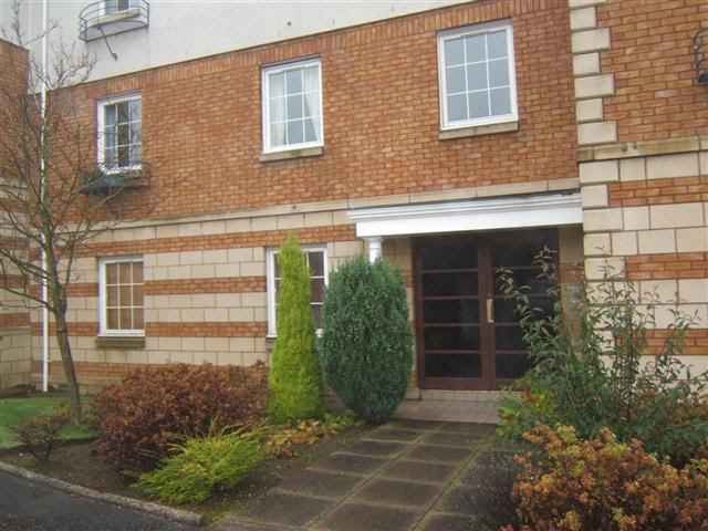  Image of 3 bedroom Flat to rent in Taylor Green Livingston EH54 at Deer Park West Lothian West Lothian, EH54 8SX