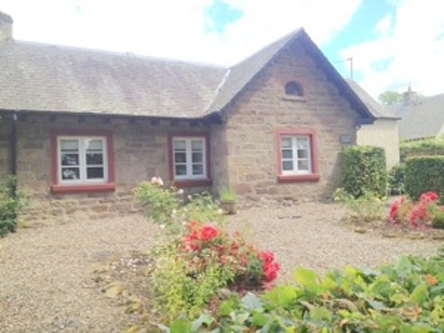  Image of 3 bedroom Detached house to rent in Meikleour Perth PH2 at Blairgowrie Perthshire Perthshire, PH2 6DZ