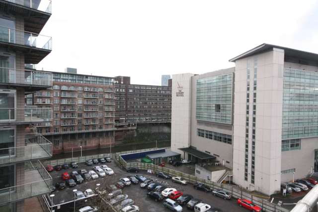  Image of 2 bedroom Apartment for sale in Clowes Street Salford M3 at Clowes Street  Manchester, M3 5NG
