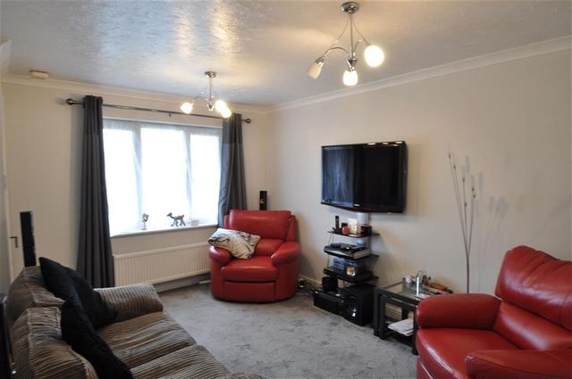  Image of 2 bedroom Property for sale in The Firs Droitwich WR9 at The Firs Droitwich Spa Droitwich Spa, WR9 0JA
