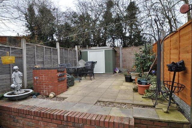  Image of 2 bedroom Property for sale in The Firs Droitwich WR9 at The Firs Droitwich Spa Droitwich Spa, WR9 0JA