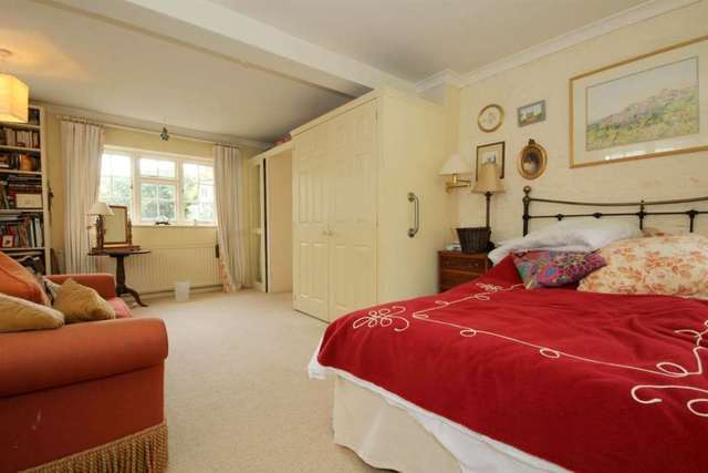  Image of 4 bedroom Detached house for sale in The Leas Hemel Hempstead HP3 at The Leas Longdean Park Hemel Hempstead, HP3 8BP