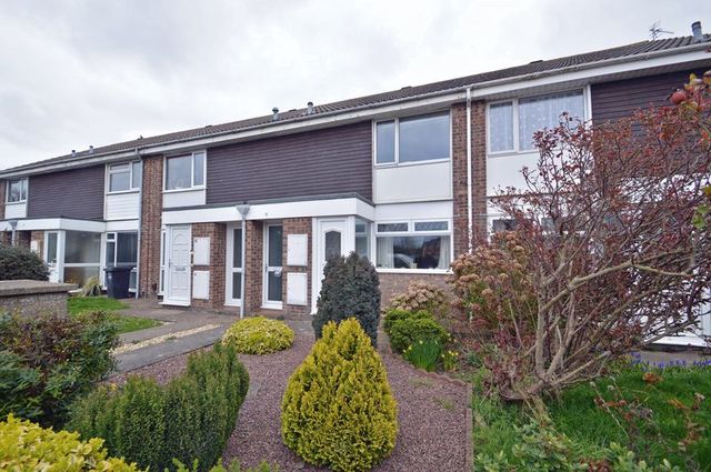  Image of 1 bedroom Flat for sale in The Leys Clevedon BS21 at The Leys  Clevedon, BS21 7YQ