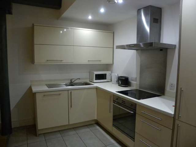  Image of 2 bedroom Apartment to rent in Hilton Street Manchester M1 at Hilton Street Piccadilly Manchester, M1 2BL