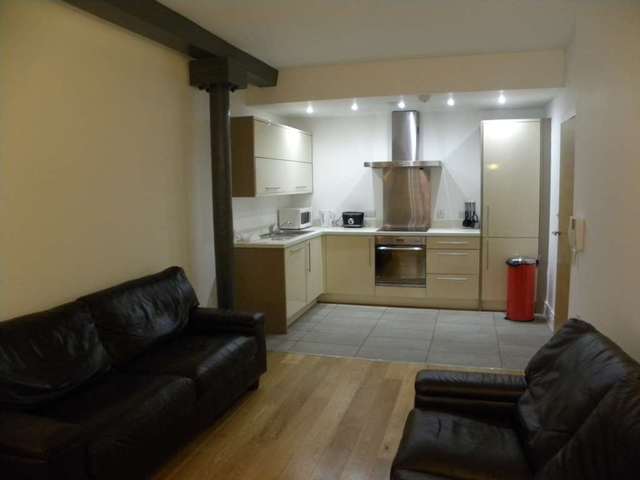  Image of 2 bedroom Apartment to rent in Hilton Street Manchester M1 at Hilton Street Piccadilly Manchester, M1 2BL