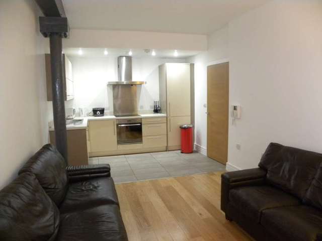  Image of 2 bedroom Apartment to rent in Hilton Street Manchester M1 at Hilton Street Piccadilly Manchester, M1 2BL