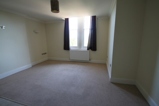  Image of 2 bedroom Flat to rent in Clatterford Road Newport PO30 at Clatterford Road  Newport, PO30 1NQ