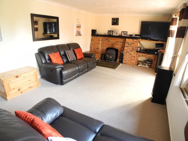 Image of 3 bedroom Detached house for sale in Lamberts Way Ditchingham Bungay NR35 at Lamberts Way Ditchingham Bungay, NR35 2QB