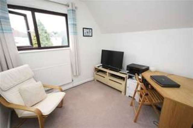  Image of 3 bedroom Semi-Detached house for sale in Theydon Grove Woodford Green IG8 at Theydon Grove  Woodford Green, IG8 7HH