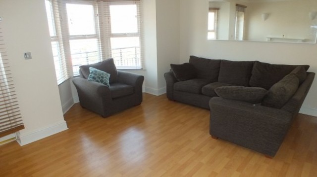  Image of 4 bedroom Terraced house to rent in Thornbury Avenue Weetwood Leeds LS16 at Thornbury Avenue  Leeds, LS16 5RN