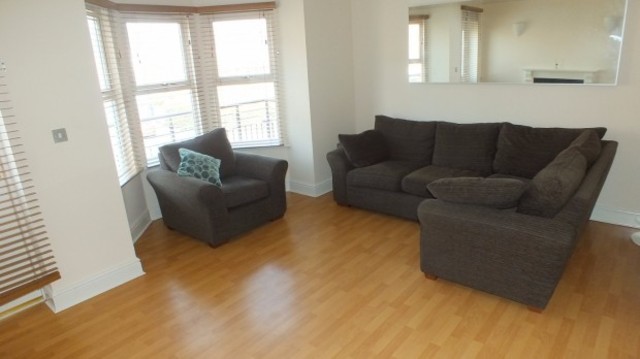  Image of 4 bedroom Terraced house to rent in Thornbury Avenue Weetwood Leeds LS16 at Thornbury Avenue  Leeds, LS16 5RN
