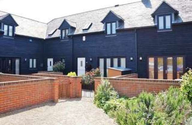  Image of 3 bedroom Terraced house for sale in Timsbury Court Steventon Abingdon OX13 at Steventon  Abingdon, OX13 6FB