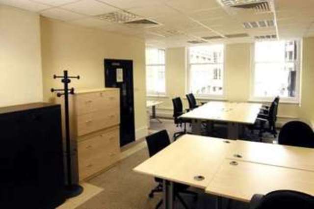  Image of Detached house to rent in Tokenhouse Yard London EC2R at Bank EC2R London, EC2R 7AS