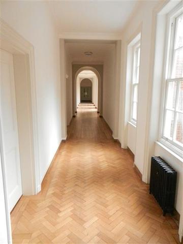  Image of 2 bedroom Apartment to rent in Brighton Road Purley CR8 at Purley, CR8 4EX