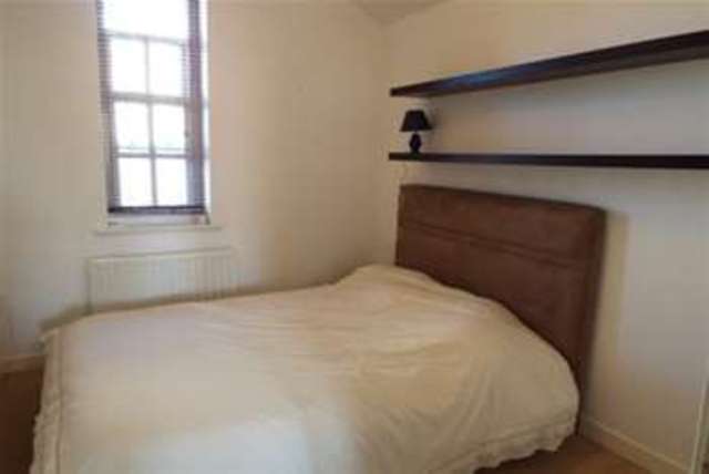  Image of 2 bedroom Flat to rent in Tuke Grove Wakefield WF1 at Wakefield, WF1 4AF