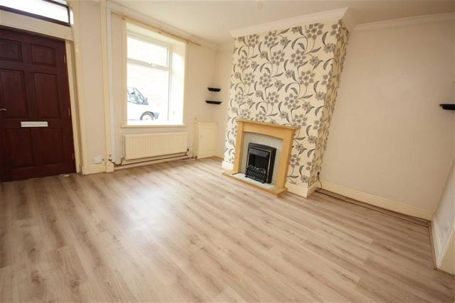  Image of 2 bedroom Property to rent in Turner Street Rochdale OL12 at Turner Street Rochdale Rochdale, OL12 0QL