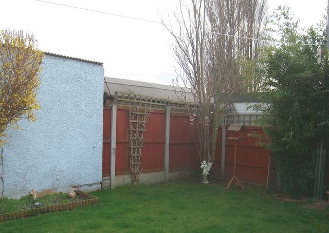  Image of 2 bedroom Terraced house for sale in South Road South Ockendon RM15 at South Road  South Ockendon, RM15 6BU