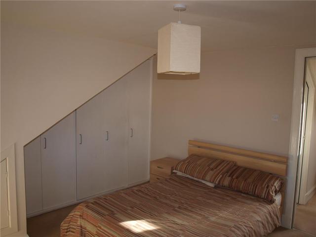  Image of 2 bedroom Flat to rent in Union Road Broxburn EH52 at Broxburn West Lothian West Lothian, EH52 6HR
