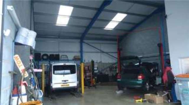 Image of Detached house for sale in Telmere Industrial Estate Albert Road Luton LU1 at Latimer Road Luton Luton, LU1 3XA