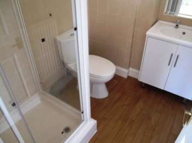  Image of 2 bedroom Flat to rent in The Street Brundall Norwich NR13 at Brundall Norwich Norfolk, NR13 5JY