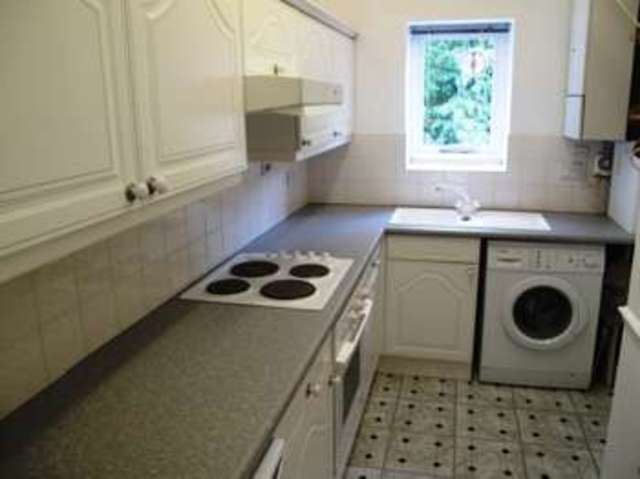  Image of 2 bedroom Flat to rent in The Street Brundall Norwich NR13 at Brundall Norwich Norfolk, NR13 5JY