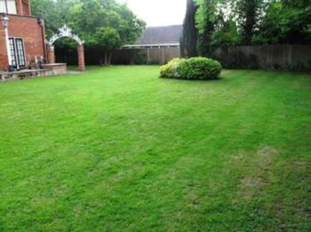  Image of 2 bedroom Flat to rent in The Street Brundall Norwich NR13 at Brundall Norwich Norfolk, NR13 5JY