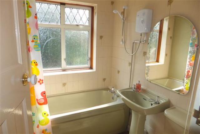  Image of 3 bedroom Semi-Detached house to rent in Valley Road Solihull B92 at Olton, B92 9AA