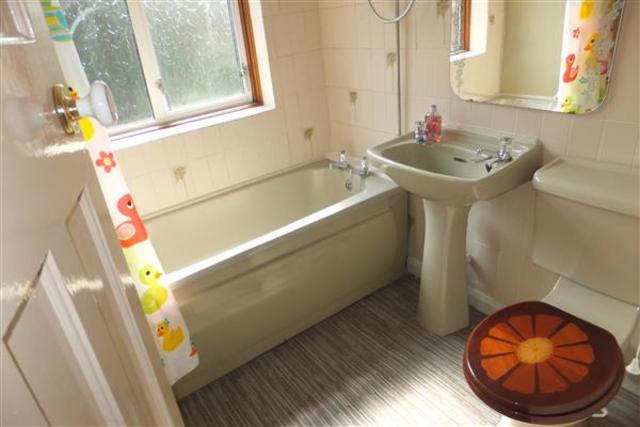 Image of 3 bedroom Semi-Detached house to rent in Valley Road Solihull B92 at Olton, B92 9AA